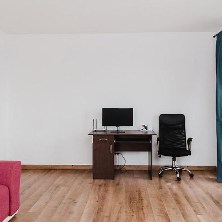 City View Apartment With Free Parking Cluj-Napoca Esterno foto
