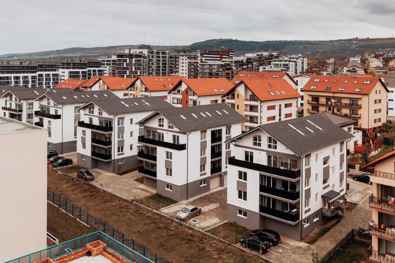 City View Apartment With Free Parking Cluj-Napoca Esterno foto
