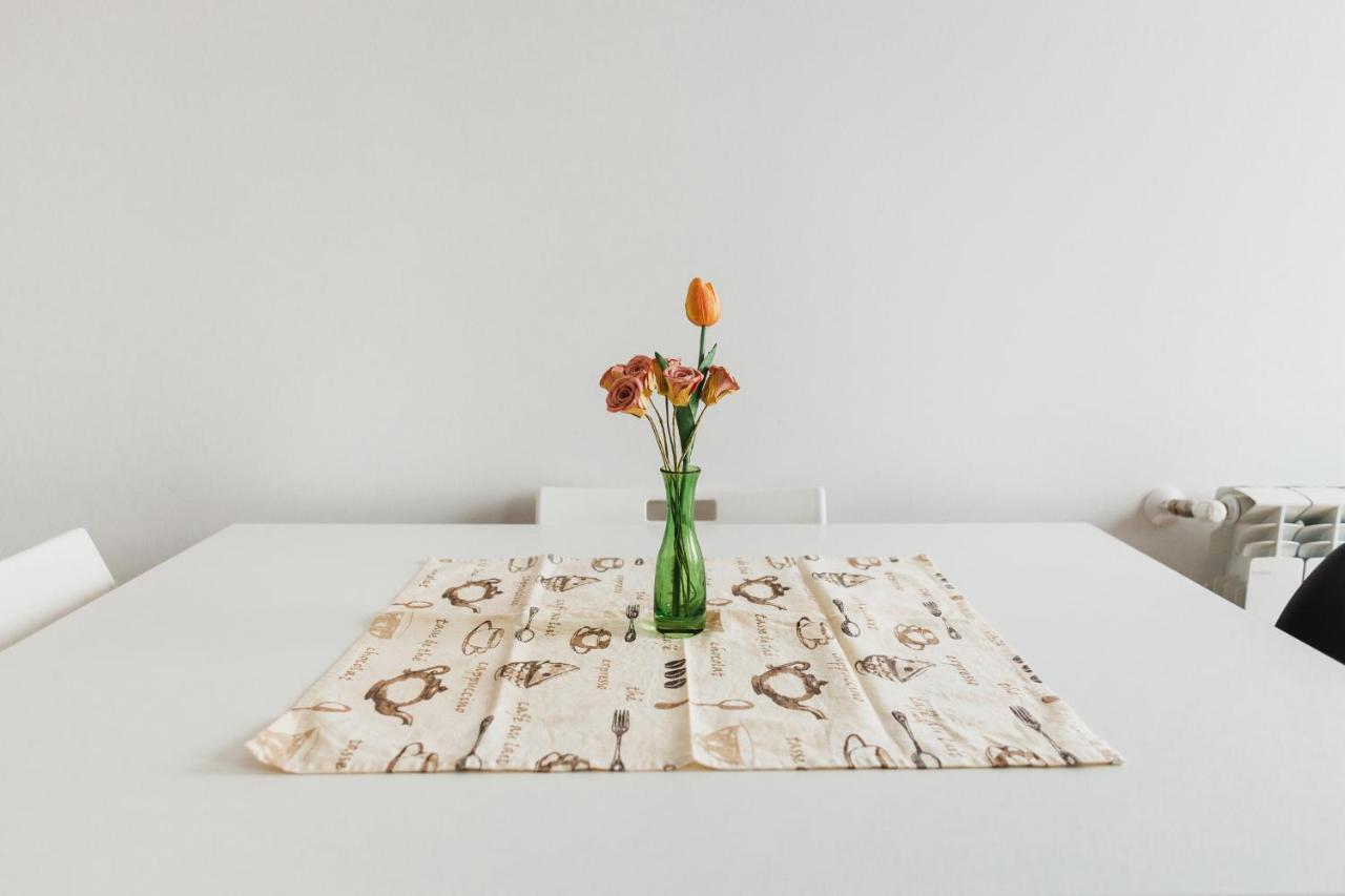 City View Apartment With Free Parking Cluj-Napoca Esterno foto